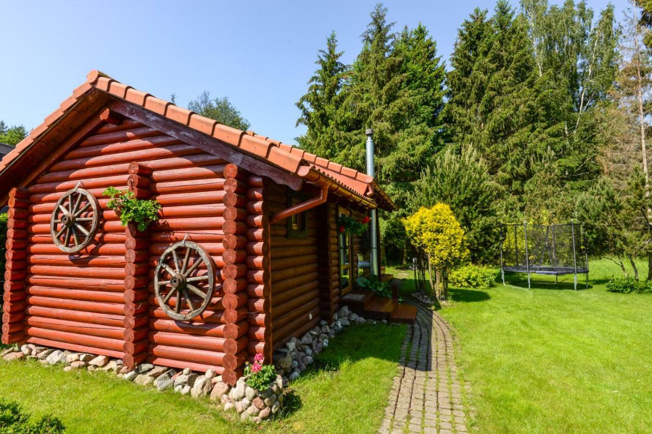 Eimio Vila Palanga Luaran gambar
